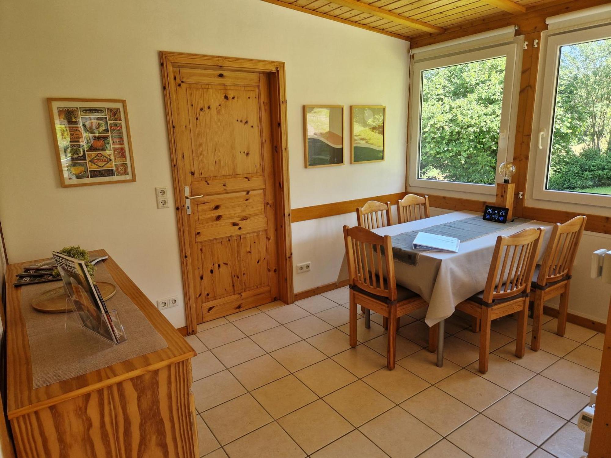 Ferienhaus Berghausen Am Hennesee Meschede Buitenkant foto